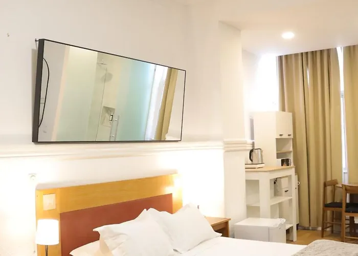 ゲストハウス Midis - Local 2*