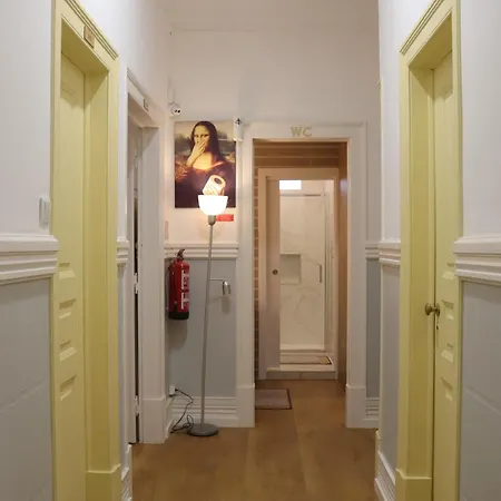 Midis - Local Pensjonat 2*