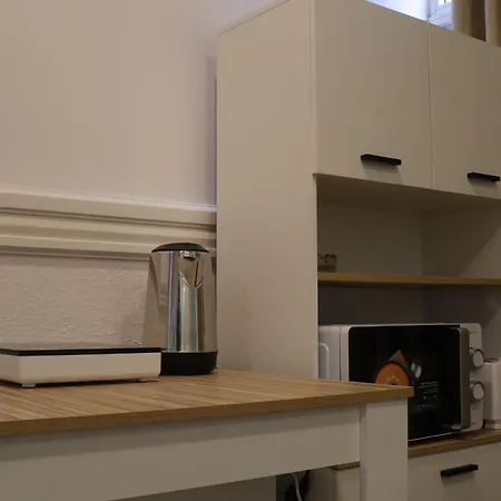 Pensjonat Midis - Local Lizbona