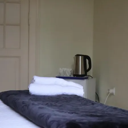 Midis - Local Accommodation Lisbon