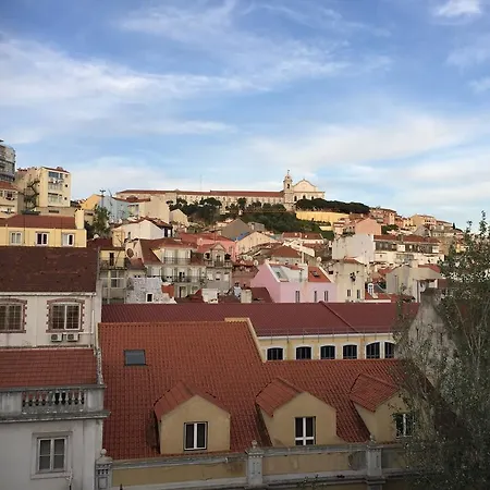 Midis - Local Accommodation Guest house Lisbon